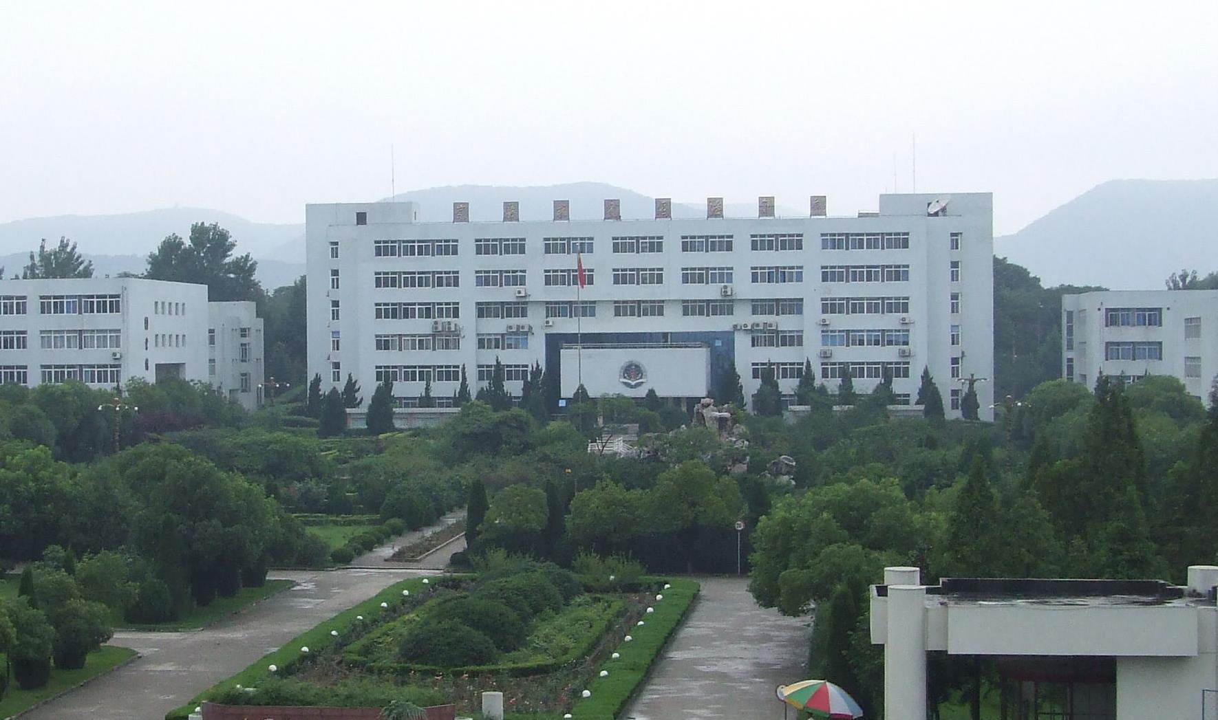 南京电子信息技工学校